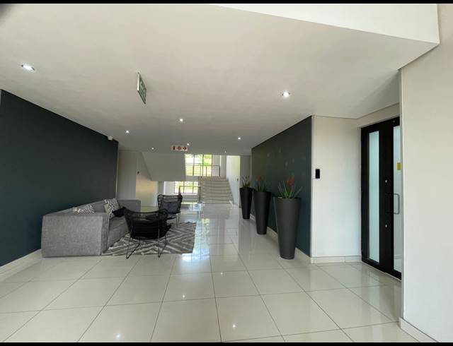 291.80M² OFFICE TO LET IN BRYANSTON
